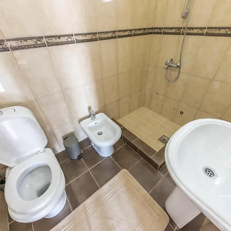 Apartments Villa Egzon Улцинь Экстерьер фото