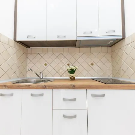 Apartments Villa Egzon Улцинь Экстерьер фото