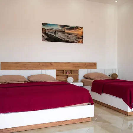 Apartments Villa Egzon Улцинь Экстерьер фото