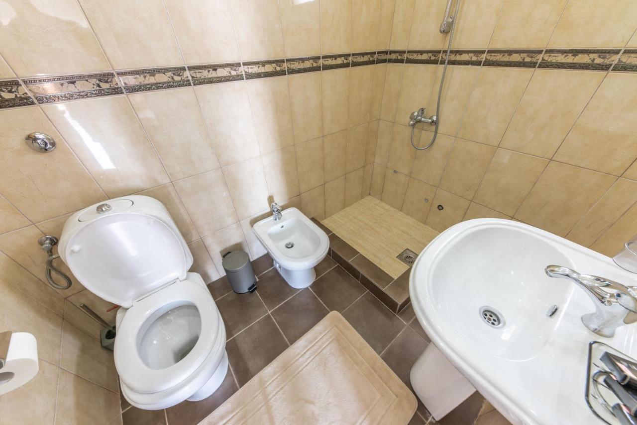 Apartment Egzon *
