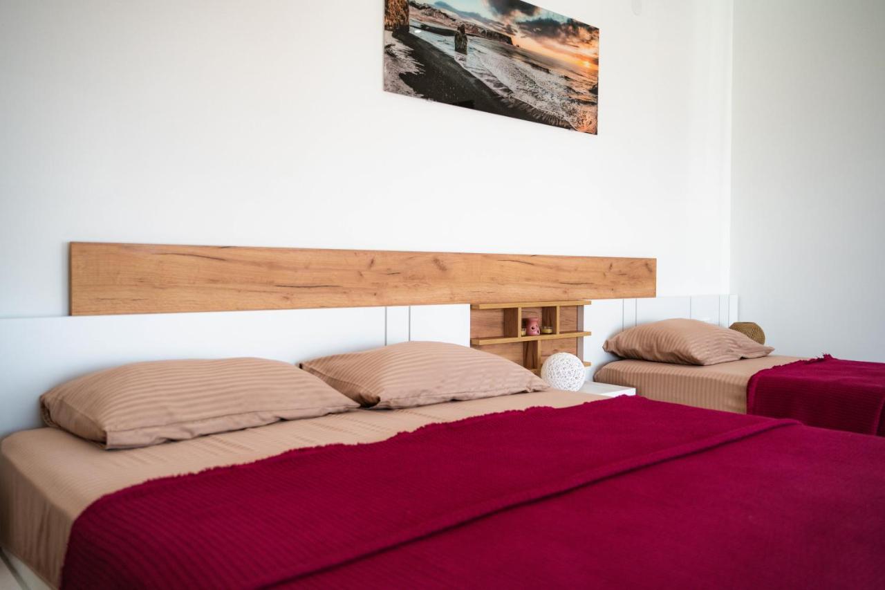 Egzon Apartment *